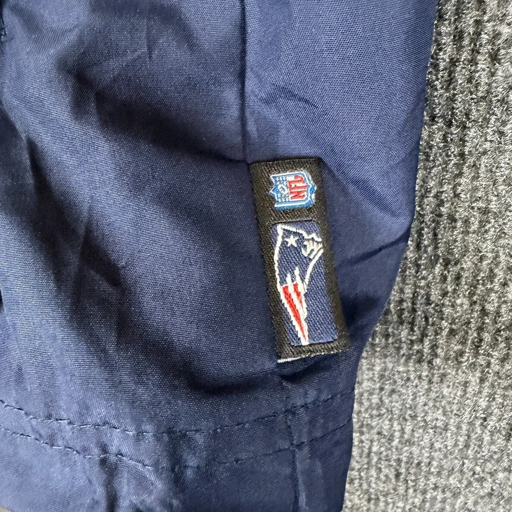 Reebok NFL On Field New England Patriots Jacket Full Zip Windbreaker M Blue Grey